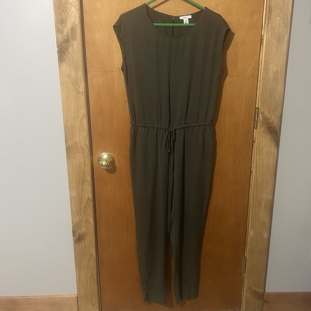 Daily Ritual Women's Green Sleeveless Jumpsuit 4/8/36 Pockets Medium